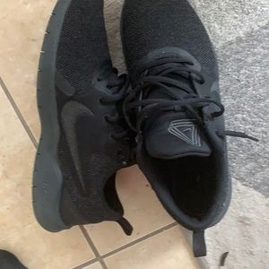 These are black Nike shoes as u can see. Great for physical activity